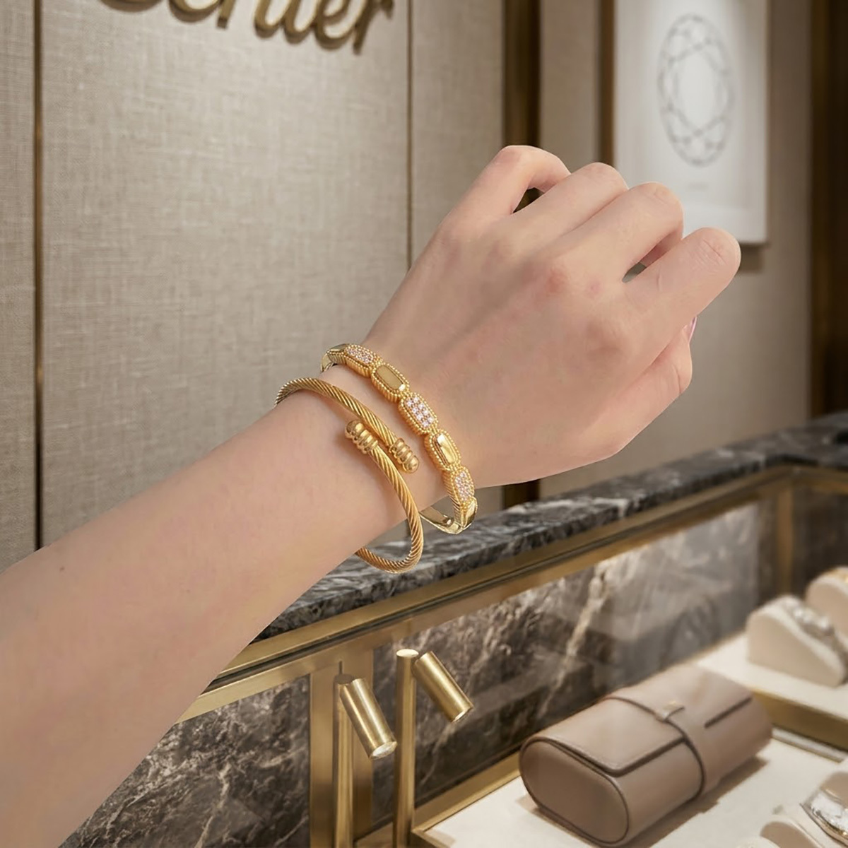 2pcs Chic Classic Copper & Stainless Steel Stackable Bracelets